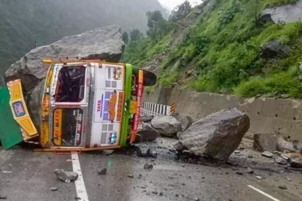 himachal monsoon travel update