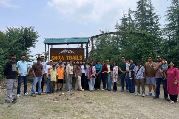 Group-Photo-of-chail-Hotel-Near